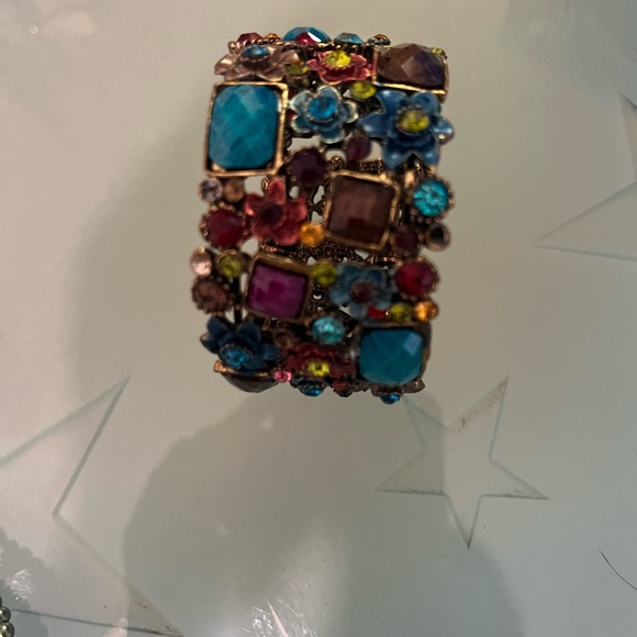 Beautiful cuff colourful bracelet - Picture 7 of 7